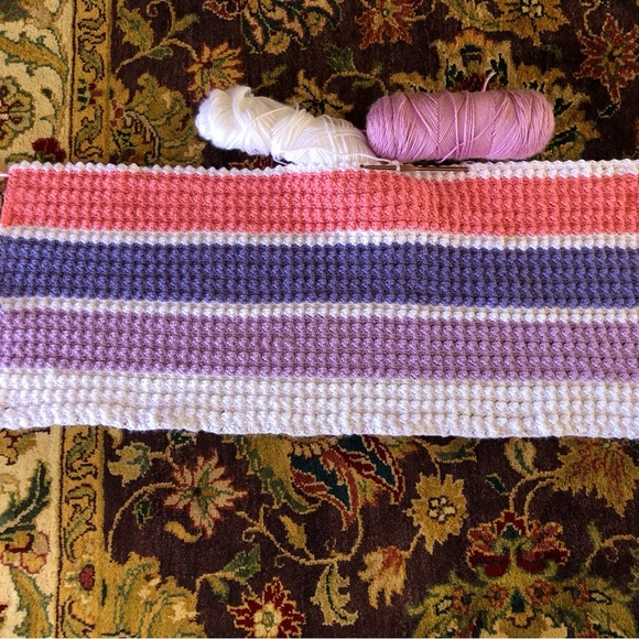 HANDMADE Crochet Crib baby blanket - Picture 8 of 11